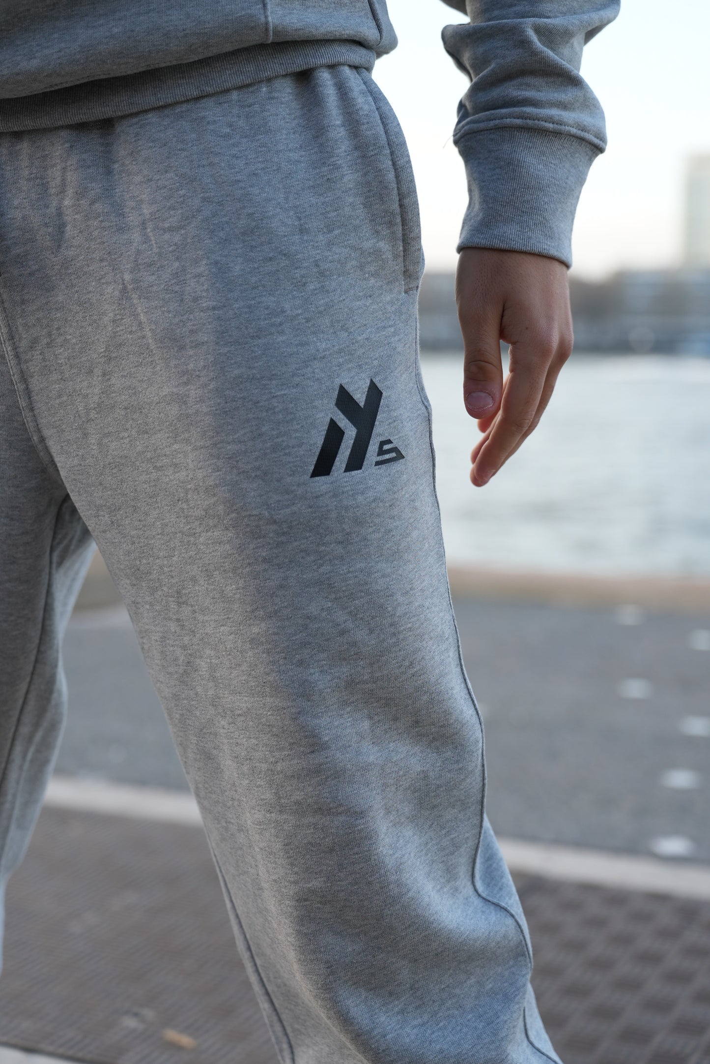 [PRE-ORDER] AY5 Performance Tracksuit Kids